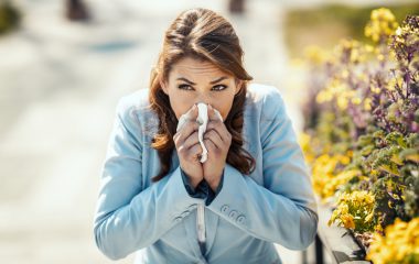 A woman suffers from severe allergy symptoms